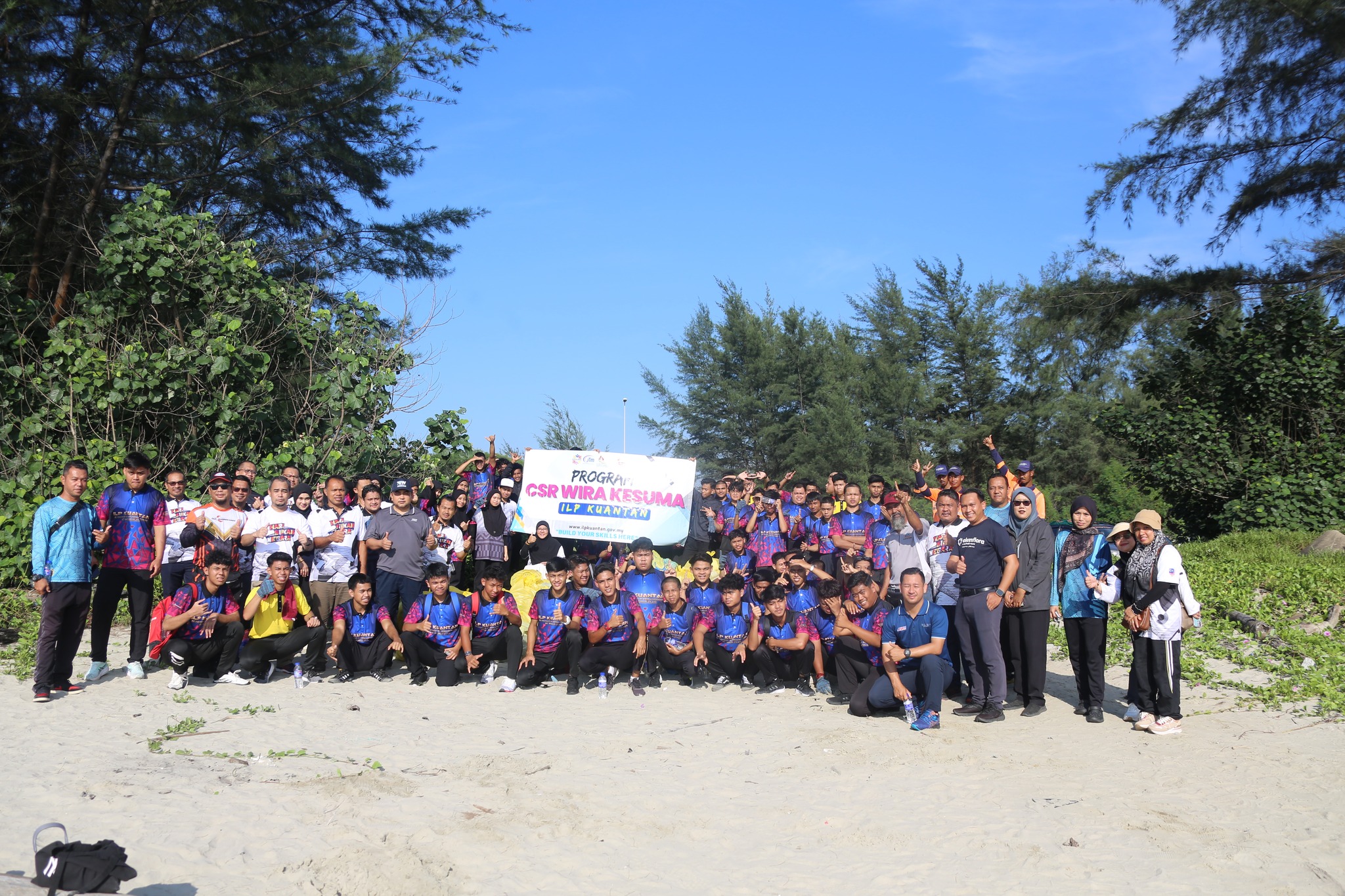 Program CSR Wira Kesuma @ Pantai Pelabuhan Baru